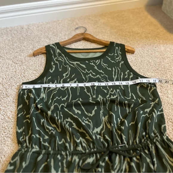 Athleta Rincon Printed Sleeveless Green Dress Sz M - Picture 8 of 9